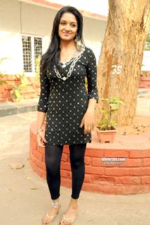 Vimala Raman feet photo 20
