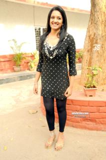 Vimala Raman feet photo 14