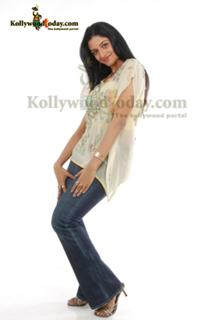 Vimala Raman feet photo 8