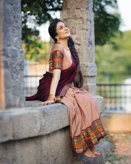 Vimala Raman feet photo 2