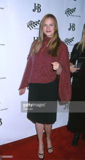 Vinessa Shaw feet photo thumbnail