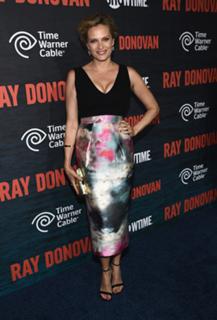 Vinessa Shaw feet photo thumbnail