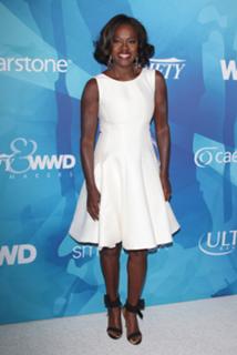 Viola Davis feet photo 9