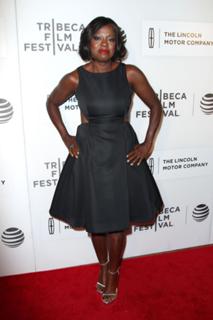 Viola Davis feet photo 10