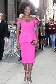 Viola Davis feet photo 15