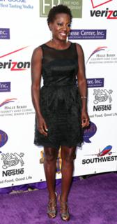 Viola Davis feet photo 17
