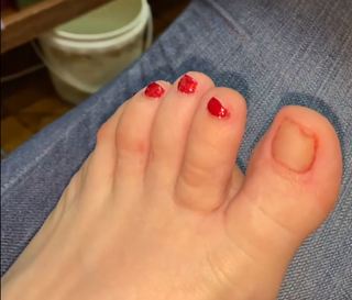 Violeta Isfel feet photo thumbnail