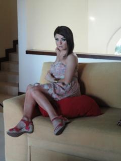 Violeta Isfel feet photo thumbnail