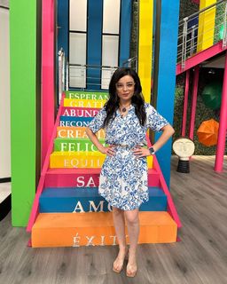Violeta Isfel feet photo thumbnail