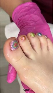 Violeta Isfel feet photo thumbnail