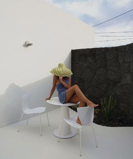 Violeta Mangriñán feet photo 15