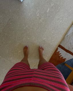 Violeta Mangriñán feet photo 4