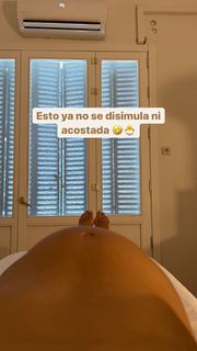 Violeta Mangriñán feet photo 13