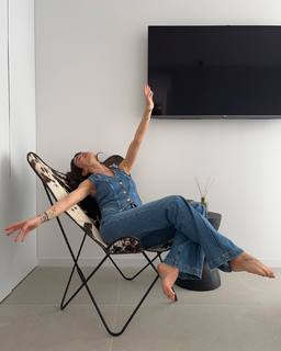 Violeta Mangriñán feet photo 10