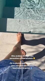 Violeta Mangriñán feet photo 4