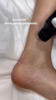 Violeta Mangriñán feet photo 3