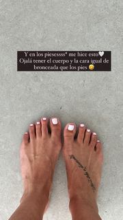 Violeta Mangriñán feet photo 17