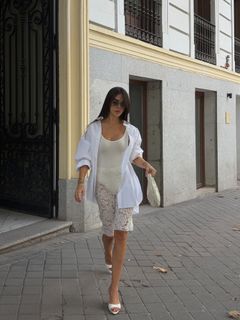 Violeta Mangriñán feet photo 3