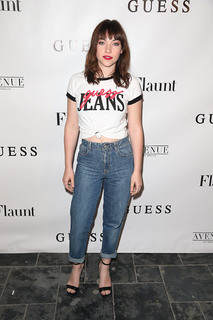 Violett Beane feet photo thumbnail