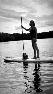 Violett Beane feet photo thumbnail