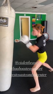 Violett Beane feet photo thumbnail