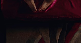 Violett Beane feet photo thumbnail