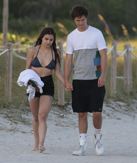 Violetta Komyshan feet photo 3