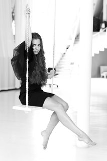 Violetta Komyshan feet photo 3