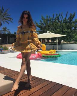 Violetta Komyshan feet photo 1