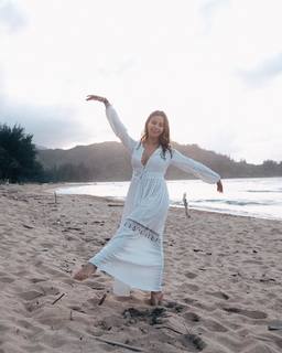 Violetta Komyshan feet photo 3