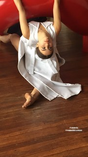 Violetta Komyshan feet photo 7