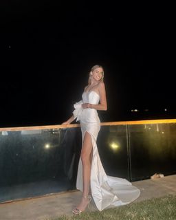 Virginia Dikaioulia feet photo 8