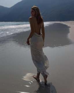 Virginia Dikaioulia feet photo 9