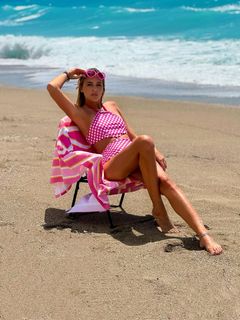 Virginia Dikaioulia feet photo 17