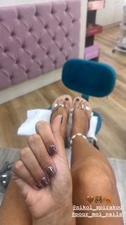 Virginia Dikaioulia feet photo 14