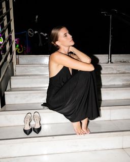 Virginia Dikaioulia feet photo 17