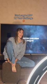 Virginia Dikaioulia feet photo 17