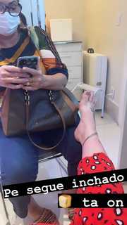 Virginia Fonseca feet photo thumbnail