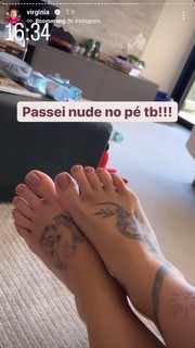 Virginia Fonseca feet photo thumbnail