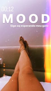 Virginia Fonseca feet photo thumbnail