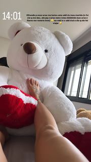 Virginia Fonseca feet photo thumbnail