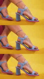 Virginia Fonseca feet photo thumbnail