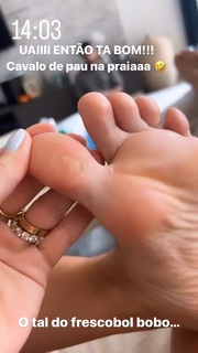Virginia Fonseca feet photo thumbnail