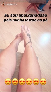 Virginia Fonseca feet photo thumbnail