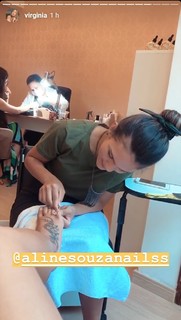 Virginia Fonseca feet photo thumbnail