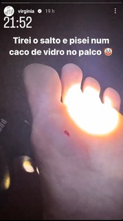 Virginia Fonseca feet photo thumbnail