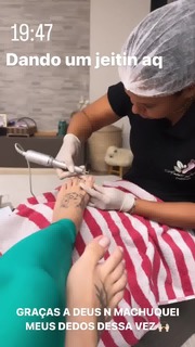 Virginia Fonseca feet photo thumbnail
