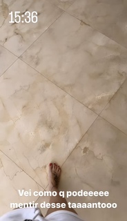 Virginia Fonseca feet photo thumbnail