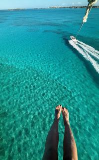 Virginia Fonseca feet photo thumbnail