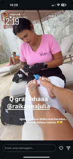 Virginia Fonseca feet photo thumbnail